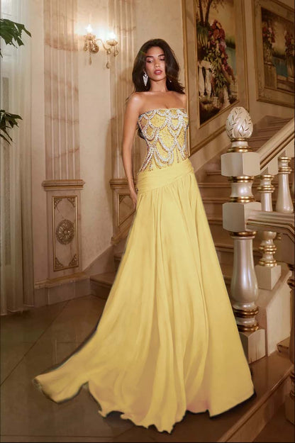 Exquisite DarkNavy Chiffon Sleeveless Strapless Evening Dress with Sequins