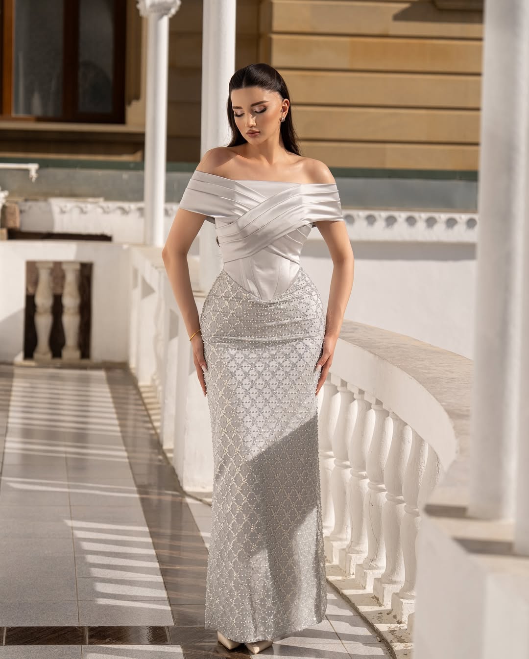 Sleeveless Off-Shoulders Square Prom Dress With Beads