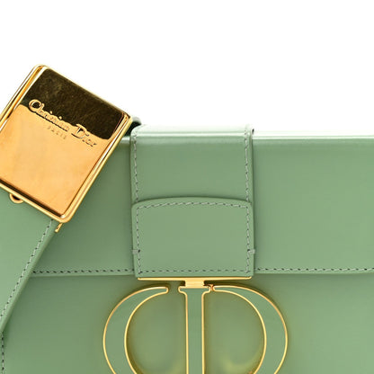 Box Calfskin 30 Montaigne Box Bag Mint Green