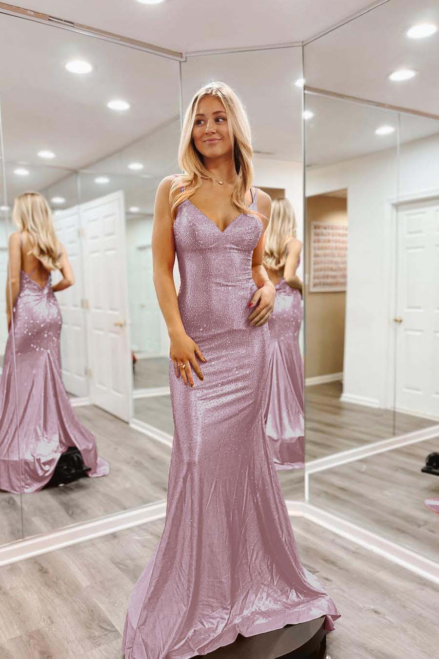 Shinning Orange Spaghtti Strap Sleeveless V Neck Mermaid Prom Dress with Beadings