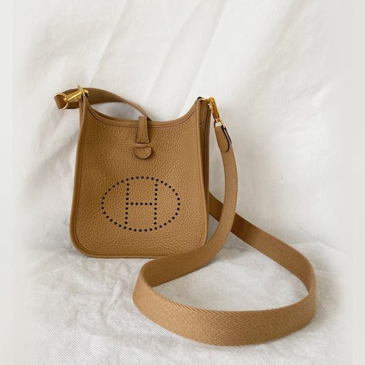 Hermes Clemence Leather Evelyne Crossbody Bag