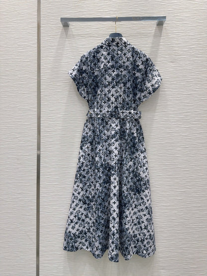 LV 25 Elegant Luxurious Dress Black Blue Polyester