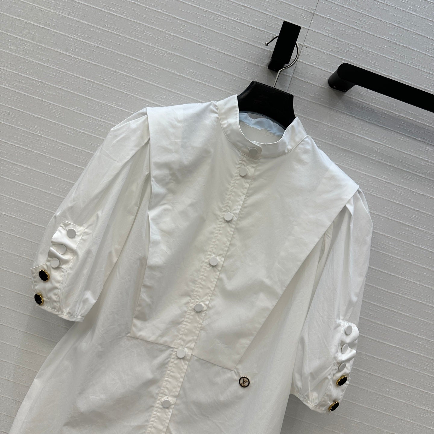 LV Loui's Latest French Elegant Palace Shirt White Cotton