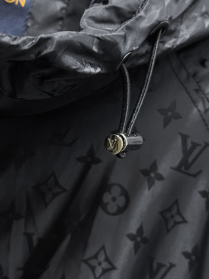 LV BLACK JACKET 239568