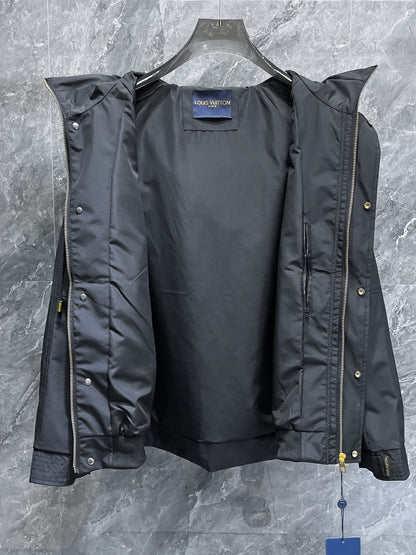 LV BLACK JACKET 239573