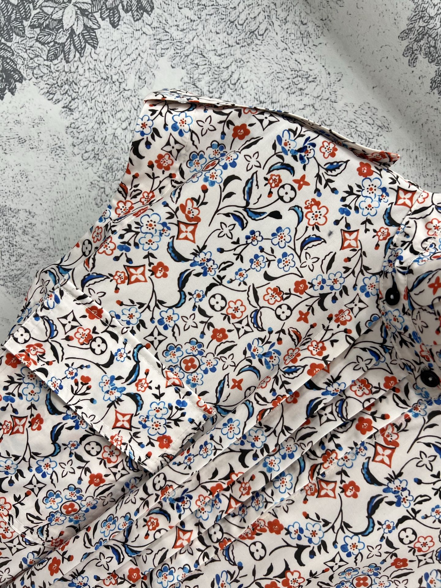 LV 25 Floral Print Stand-up Collar Sleeveless Dress Multicolor Poliester
