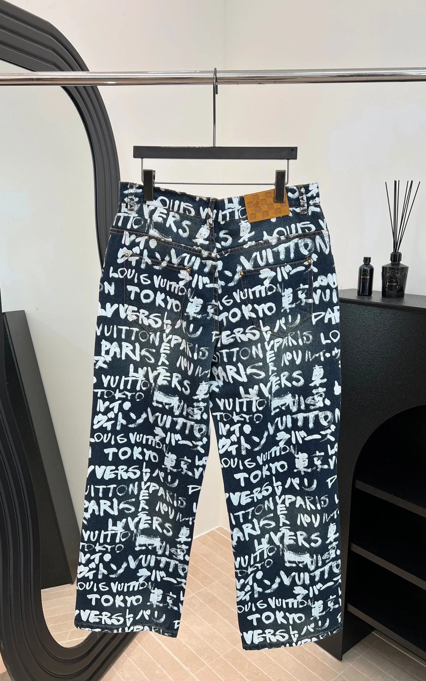 LV 25S JEANS 0163