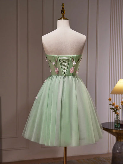 Charming Homecoming Dress Sweetheart Tulle Beaded Flowers Short Prom Dress Back to School Outfits Party Dress  D6092